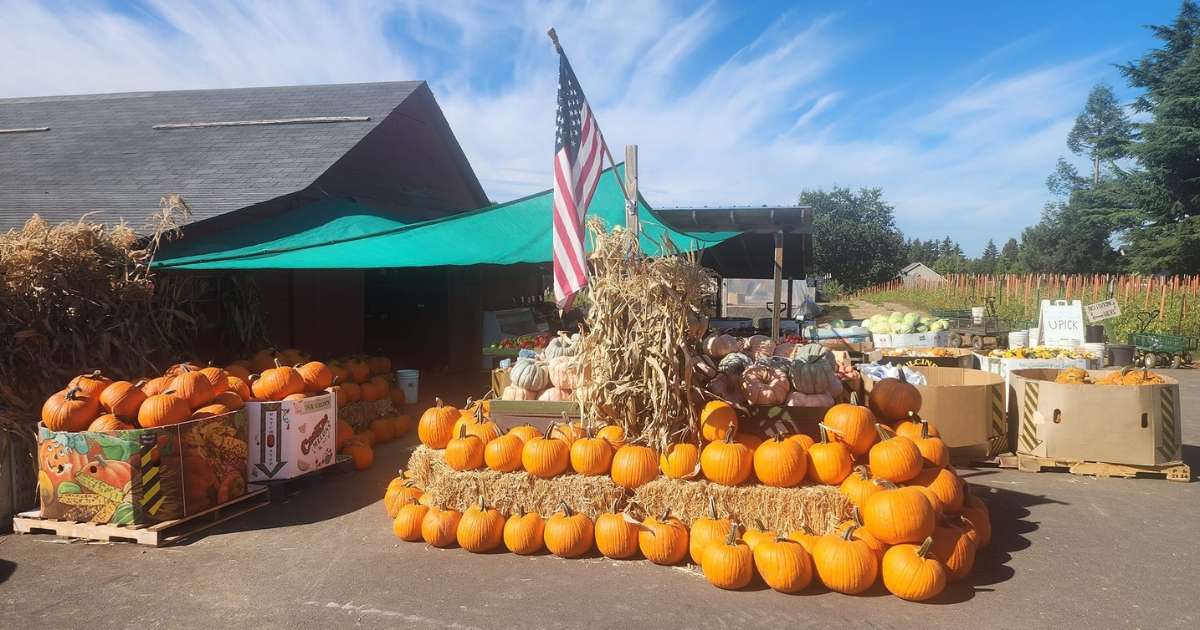 The exterior of Hartnell Farms in Oatfield, Oregon